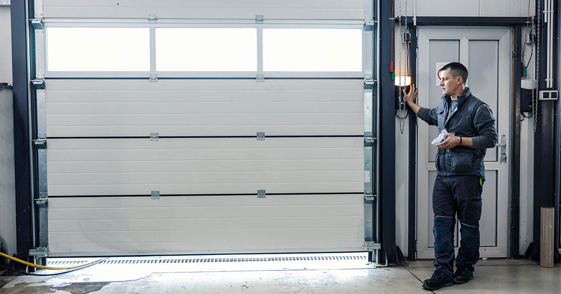 The Importance of Professional Garage Door Remote Repair Services 